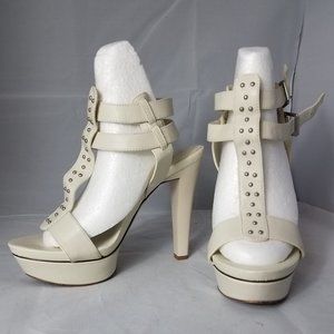 BCBG Generation Platform Pump Beige Sz 7.5 Wedding
